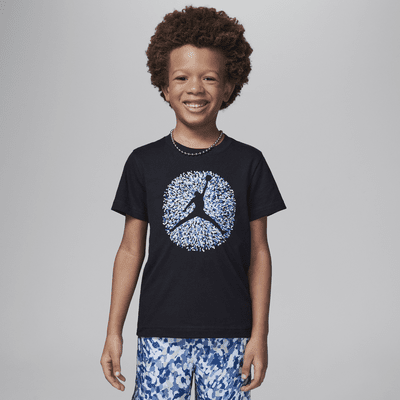NIKE公式】ジョーダン プールサイド ジャンプマン リトルキッズ グラフィック Tシャツ.オンラインストア (通販サイト)